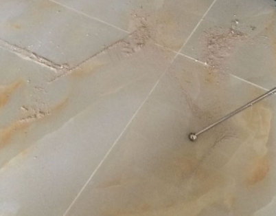通海瓷砖空鼓维修公司分享粘合剂选择不当在瓷砖铺贴过程中可能导致以下问题